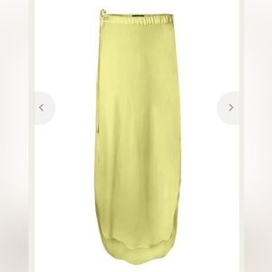 KES ELONGATED MATTE SCALLOPED SKIRT CHYRANTHRMUM MIDI Size L